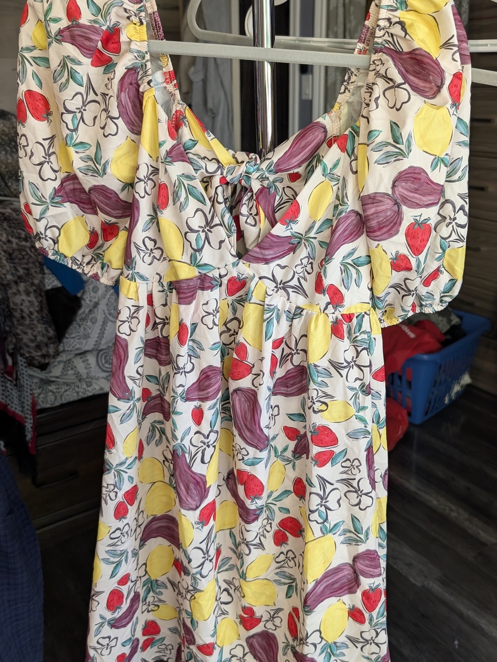SHEIN Cream Fruit & Floral Puff Sleeve Dress with Tie Front
